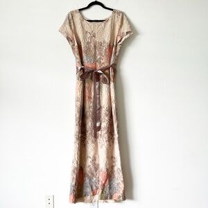 Adrianna Papell
Women's Floral-Print Short Sleeve Column Gown